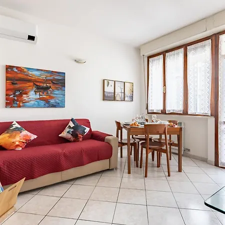 With Balcony Near Cisanello Hospital Apartment