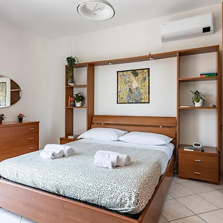 Apartment With Balcony Near Cisanello Hospital Pisa